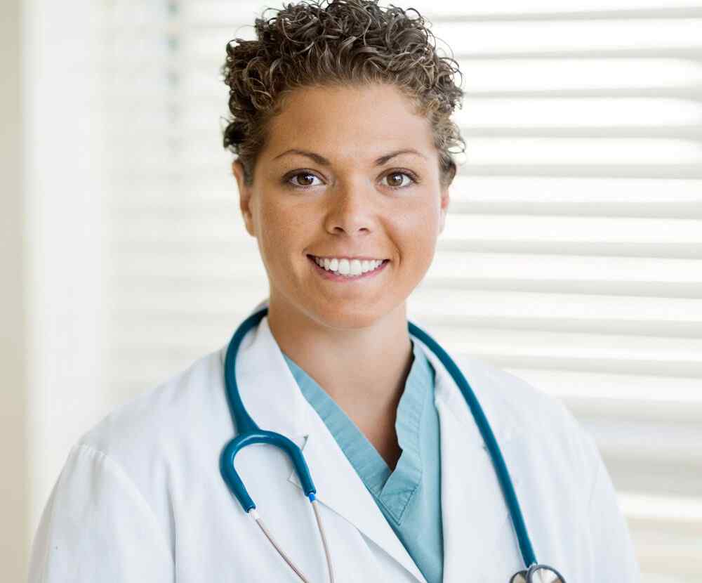 https://drmansa.drmanasareddy.com/wp-content/uploads/2019/02/team_01.jpg